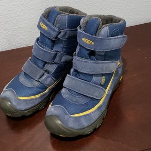 KEEN Winter boots
